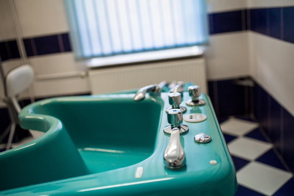 Hotel *** Nat Krynica-Zdrój Extérieur photo
