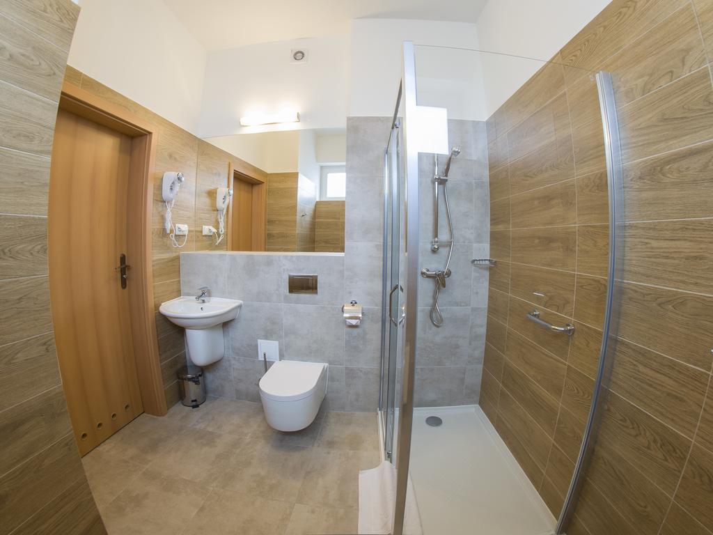 Hotel *** Nat Krynica-Zdrój Extérieur photo